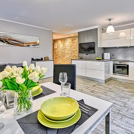 Lesny Dom, Sun & Snow *