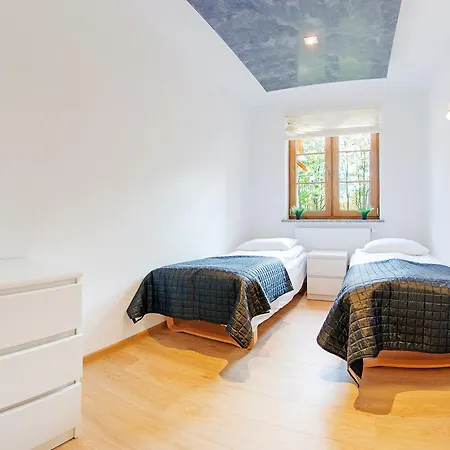 Lesny Dom, Sun & Snow *