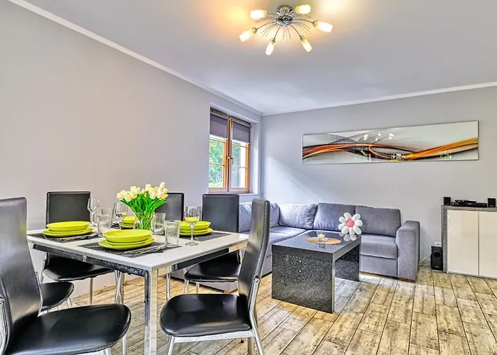 Lesny Dom, Sun & Snow Appartement *